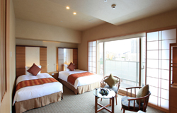 庭のホテル　東京画像3